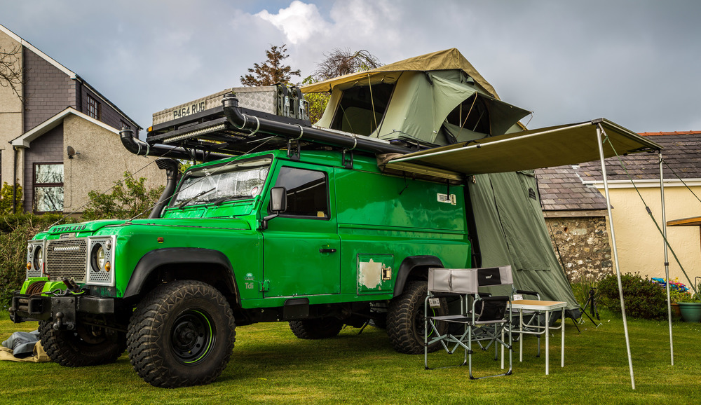 The+old+setup+was+a+little+too+lightweight+to+stand+up+to+Overlanding" alt="  The old setup was a little too lightweight to stand up to overlanding. With so much on the roof, including 70L of water it also compromised handling.